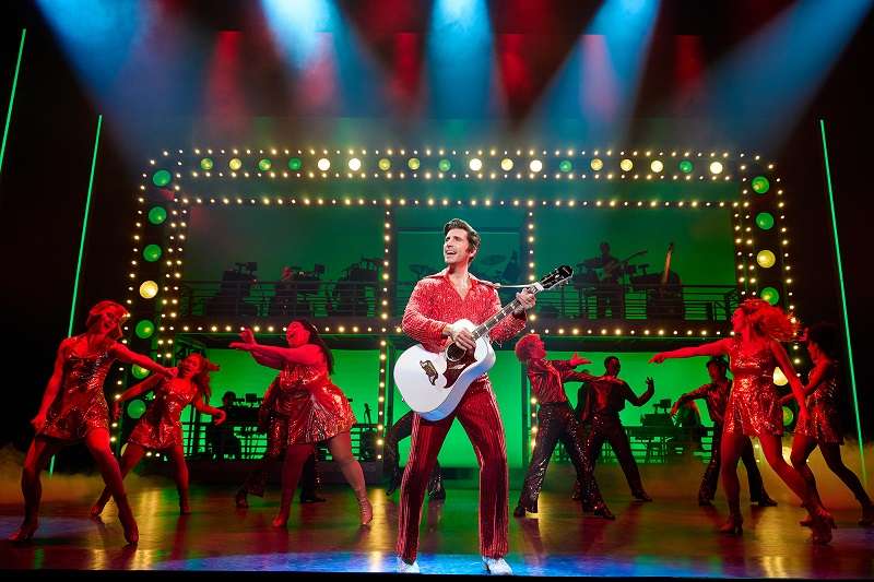 Read more about the article ‘A Beautiful Noise’ glitters but doesn’t shine